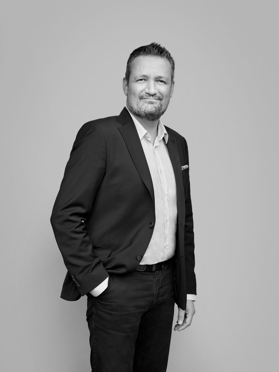 Retrato de Micael Buckle, CEO de INTHRFACE